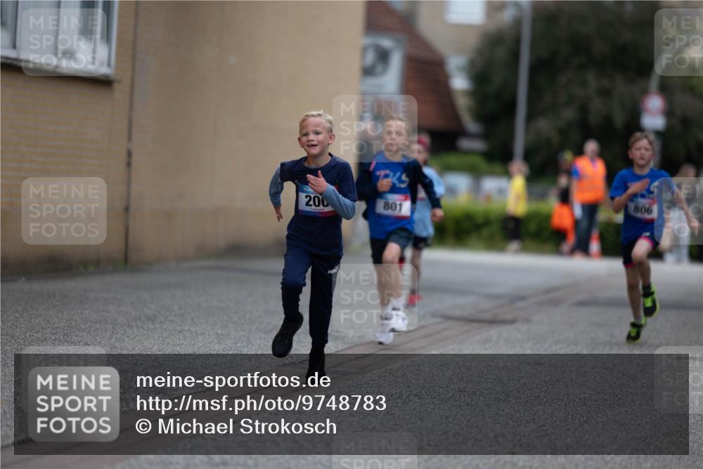 12.06.2026 - Holstenköstenlauf Michael Strokosch http://msf.ph/oto/9748783 12.06.2026 16:05:36 Laufen 200, 801, 806 meine-sportfotos.de