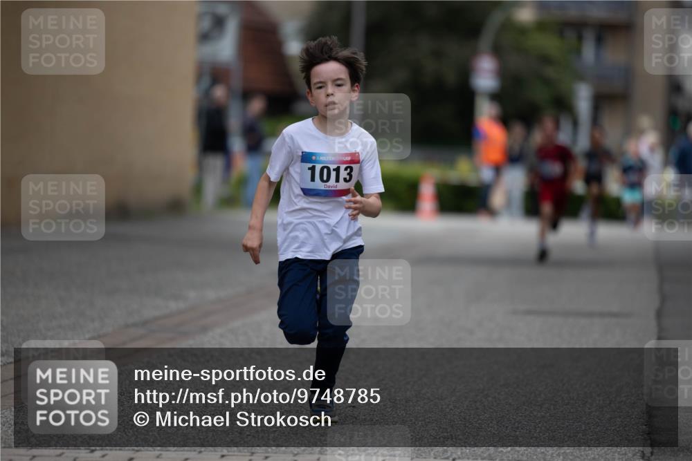 12.06.2026 - Holstenköstenlauf Michael Strokosch http://msf.ph/oto/9748785 12.06.2026 16:05:42 Laufen 36, 1013 meine-sportfotos.de