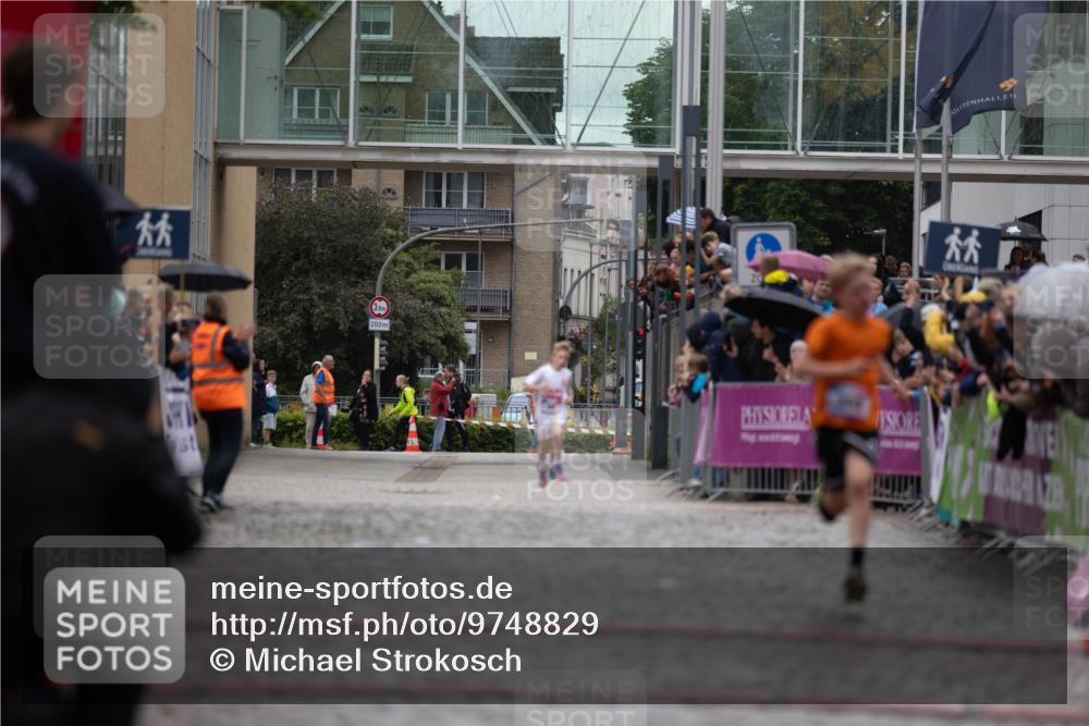 12.06.2026 - Holstenköstenlauf Michael Strokosch http://msf.ph/oto/9748829 12.06.2026 16:49:50 Laufen 3, 8, 200 meine-sportfotos.de