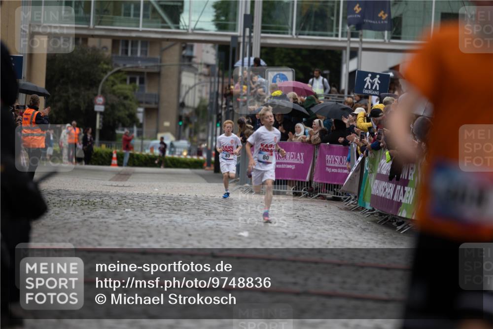 12.06.2026 - Holstenköstenlauf Michael Strokosch http://msf.ph/oto/9748836 12.06.2026 16:49:56 Laufen 83, 80 meine-sportfotos.de