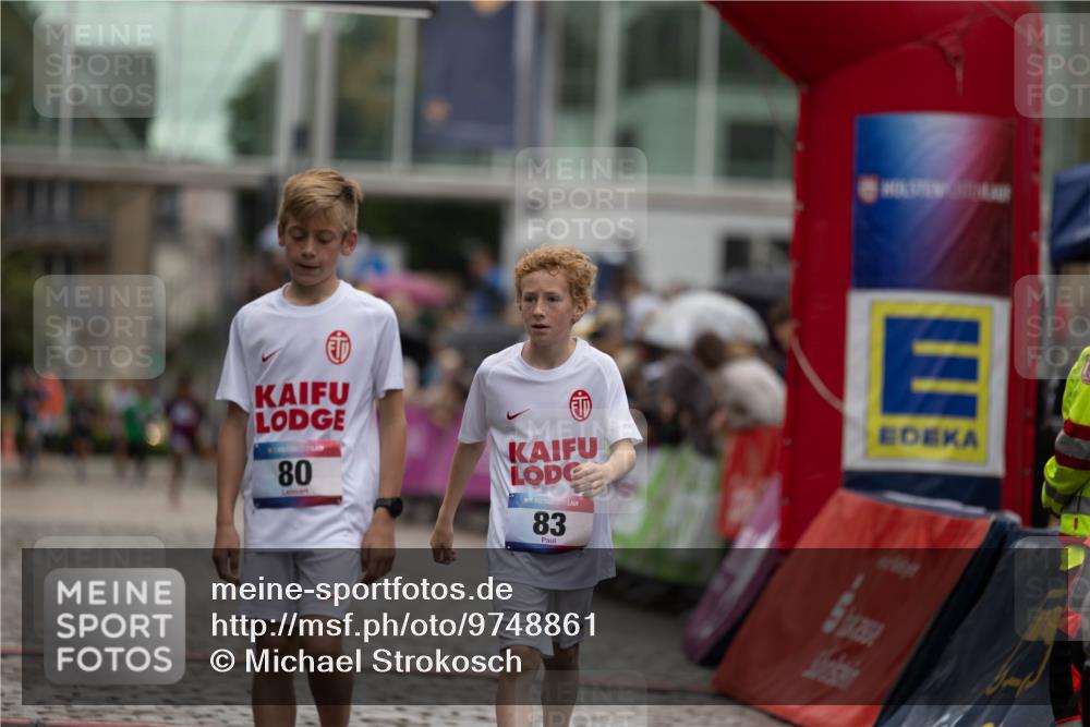 12.06.2026 - Holstenköstenlauf Michael Strokosch http://msf.ph/oto/9748861 12.06.2026 16:50:06 Laufen 80, 83 meine-sportfotos.de