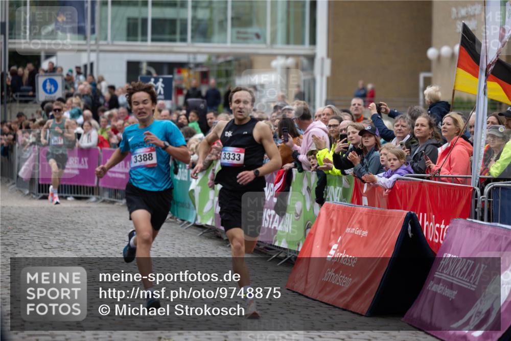12.06.2026 - Holstenköstenlauf Michael Strokosch http://msf.ph/oto/9748875 12.06.2026 17:46:34 Laufen 780, 3388, 3333 meine-sportfotos.de