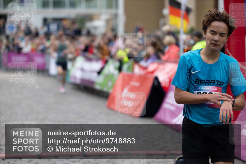 12.06.2026 - Holstenköstenlauf Michael Strokosch http://msf.ph/oto/9748883 12.06.2026 17:46:36 Laufen 36 meine-sportfotos.de