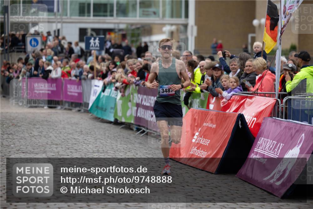 12.06.2026 - Holstenköstenlauf Michael Strokosch http://msf.ph/oto/9748888 12.06.2026 17:46:38 Laufen 348 meine-sportfotos.de