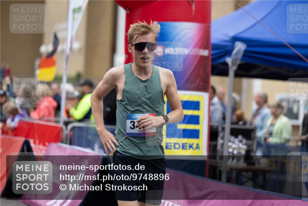 12.06.2026 - Holstenköstenlauf Michael Strokosch http://msf.ph/oto/9748896 12.06.2026 17:46:40 Laufen 36, 34 meine-sportfotos.de