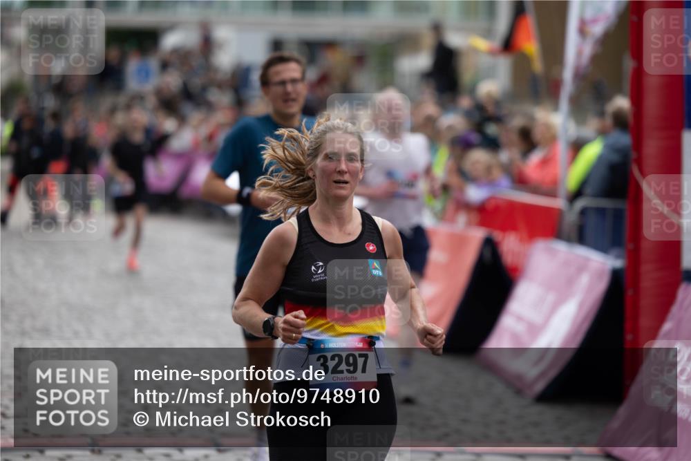 12.06.2026 - Holstenköstenlauf Michael Strokosch http://msf.ph/oto/9748910 12.06.2026 17:50:36 Laufen 36, 3297 meine-sportfotos.de