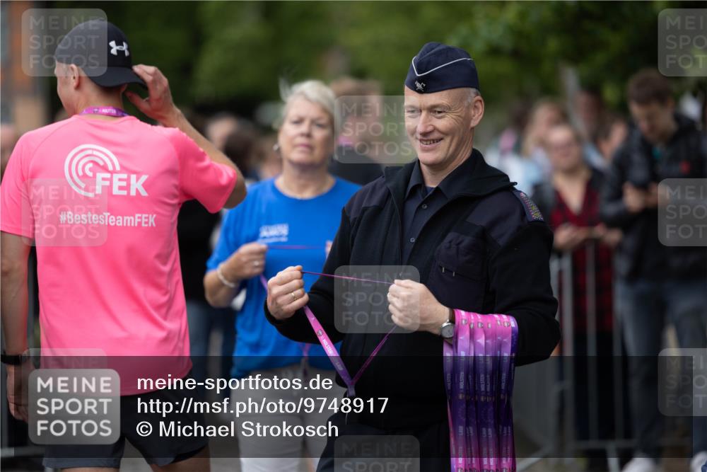 12.06.2026 - Holstenköstenlauf Michael Strokosch http://msf.ph/oto/9748917 12.06.2026 17:51:15 Laufen 36 meine-sportfotos.de