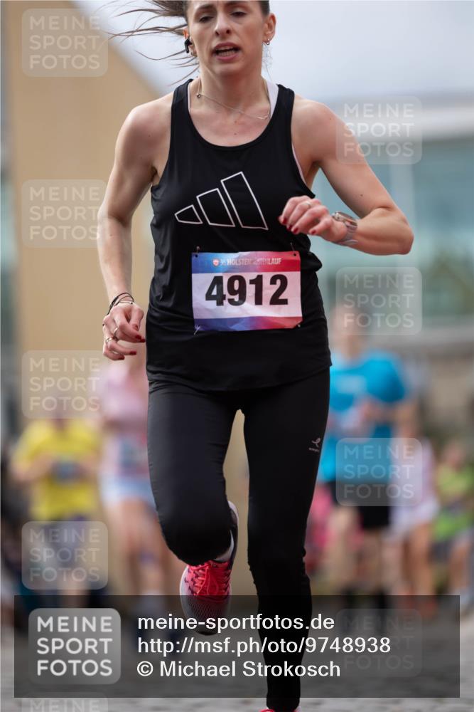 12.06.2026 - Holstenköstenlauf Michael Strokosch http://msf.ph/oto/9748938 12.06.2026 17:57:54 Laufen 36, 4912 meine-sportfotos.de