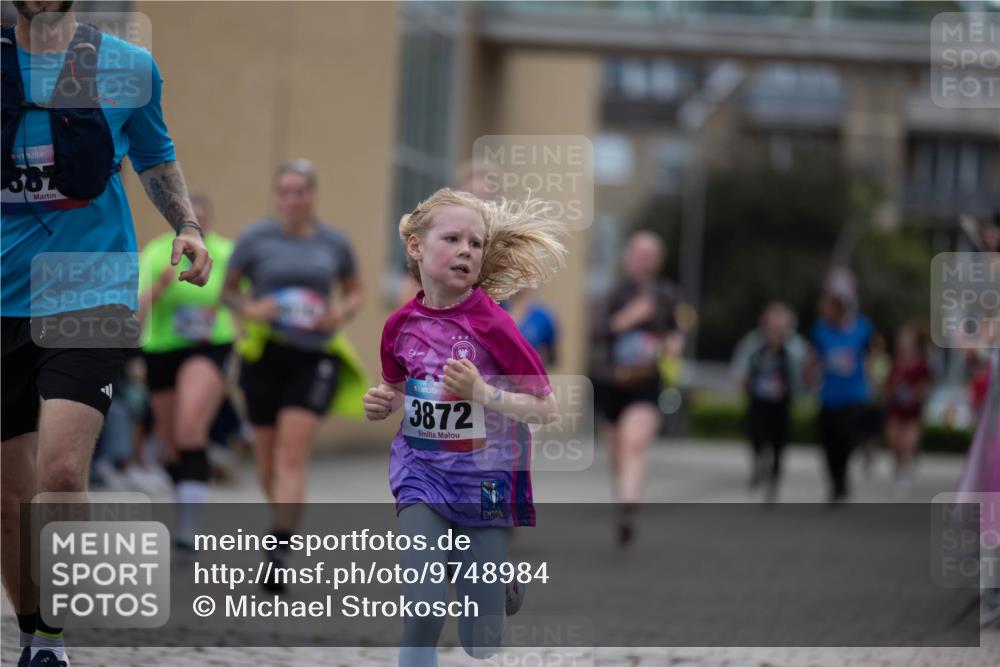 12.06.2026 - Holstenköstenlauf Michael Strokosch http://msf.ph/oto/9748984 12.06.2026 18:05:03 Laufen 587, 3872, 20 meine-sportfotos.de