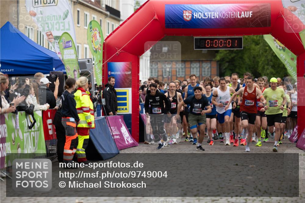 12.06.2026 - Holstenköstenlauf Michael Strokosch http://msf.ph/oto/9749004 12.06.2026 19:00:04 Laufen 4744, 4582, 1906, 246, 4800, 3520, 6 meine-sportfotos.de