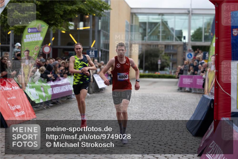 12.06.2026 - Holstenköstenlauf Michael Strokosch http://msf.ph/oto/9749028 12.06.2026 19:31:58 Laufen 4800 meine-sportfotos.de