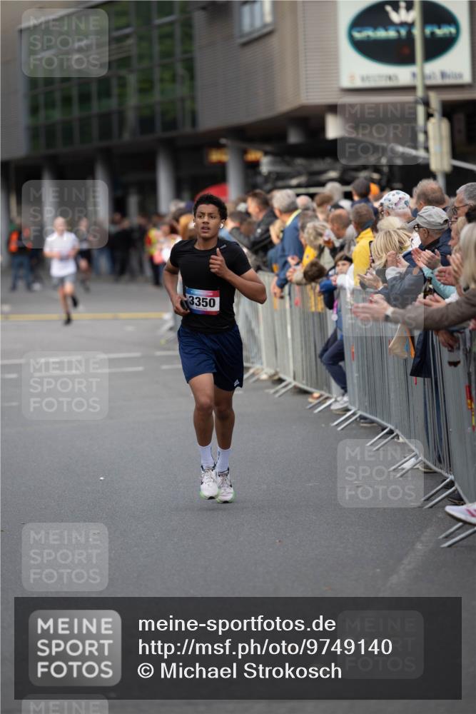 12.06.2026 - Holstenköstenlauf Michael Strokosch http://msf.ph/oto/9749140 12.06.2026 19:39:53 Laufen 3350 meine-sportfotos.de