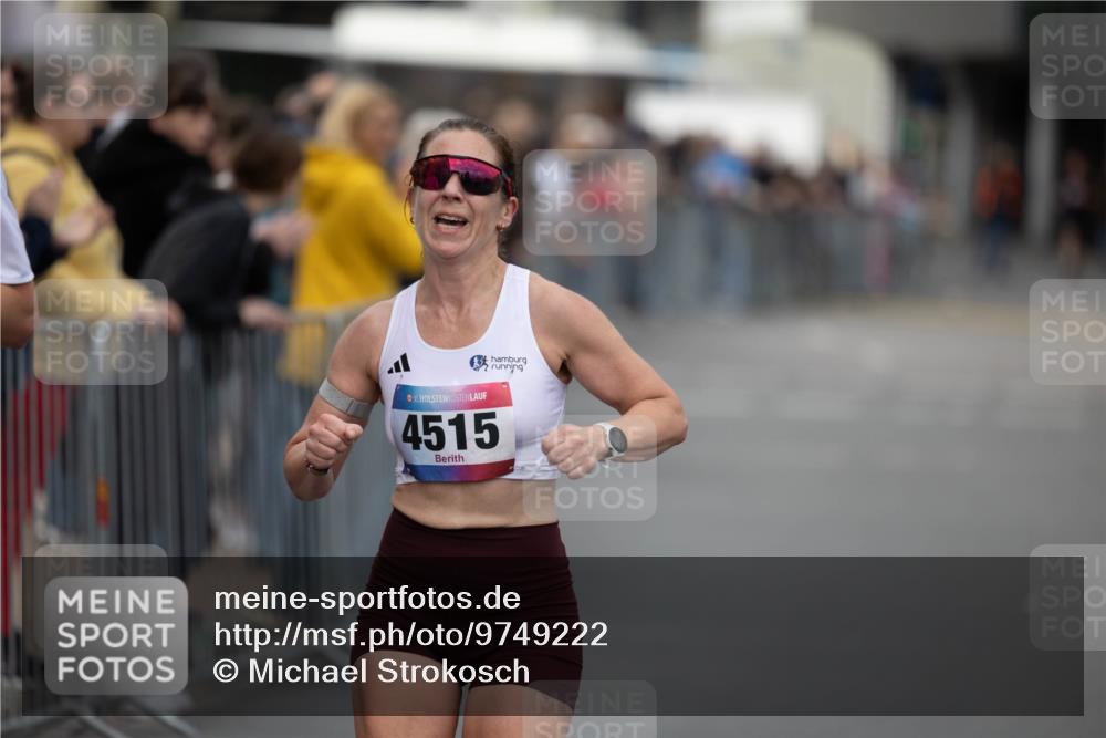 12.06.2026 - Holstenköstenlauf Michael Strokosch http://msf.ph/oto/9749222 12.06.2026 19:42:32 Laufen 36, 4515 meine-sportfotos.de