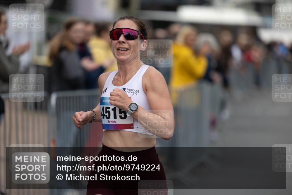 12.06.2026 - Holstenköstenlauf Michael Strokosch http://msf.ph/oto/9749224 12.06.2026 19:42:33 Laufen 36, 4515 meine-sportfotos.de