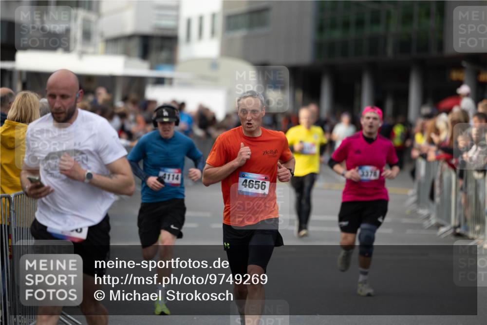 12.06.2026 - Holstenköstenlauf Michael Strokosch http://msf.ph/oto/9749269 12.06.2026 19:44:15 Laufen 4114, 4656, 3378 meine-sportfotos.de