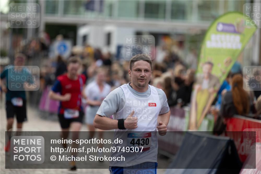 12.06.2026 - Holstenköstenlauf Michael Strokosch http://msf.ph/oto/9749307 12.06.2026 19:53:03 Laufen 36, 4430 meine-sportfotos.de