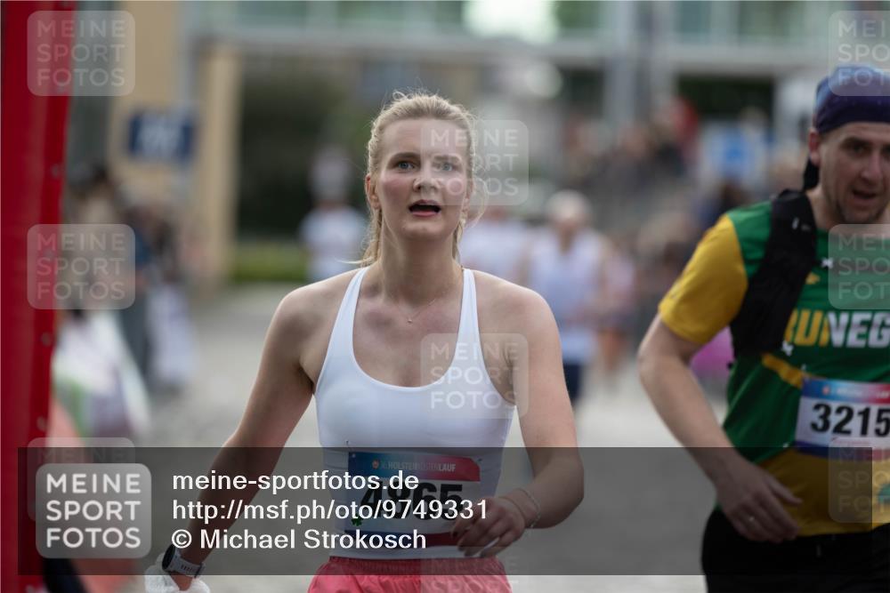 12.06.2026 - Holstenköstenlauf Michael Strokosch http://msf.ph/oto/9749331 12.06.2026 19:53:14 Laufen 36, 4865, 3215 meine-sportfotos.de