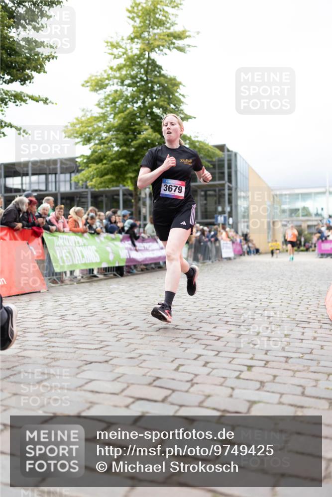 12.06.2026 - Holstenköstenlauf Michael Strokosch http://msf.ph/oto/9749425 12.06.2026 17:57:06 Laufen 3679 meine-sportfotos.de