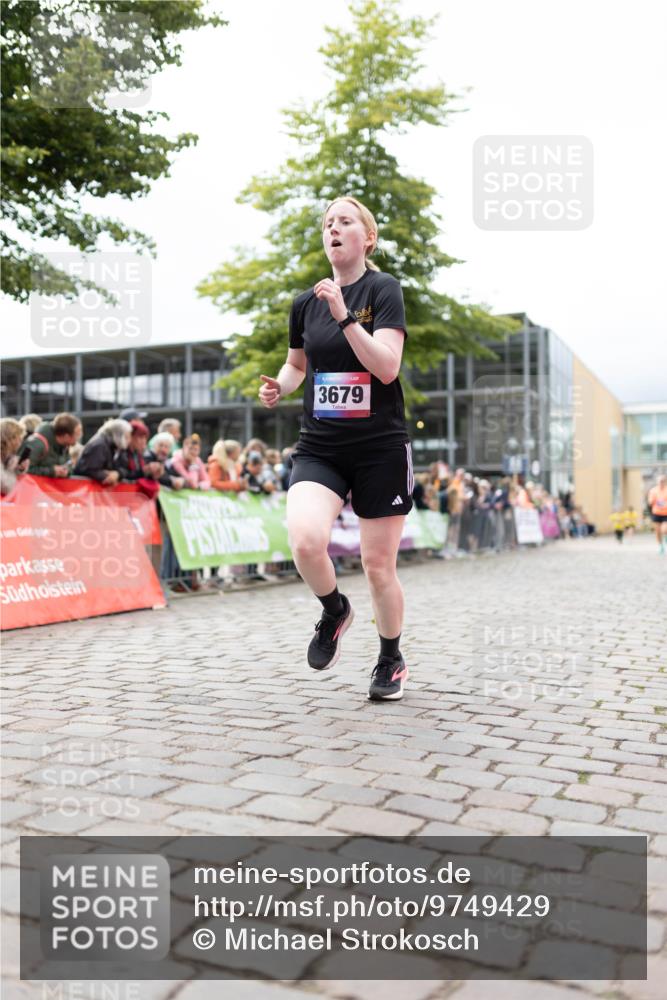12.06.2026 - Holstenköstenlauf Michael Strokosch http://msf.ph/oto/9749429 12.06.2026 17:57:06 Laufen 3679 meine-sportfotos.de