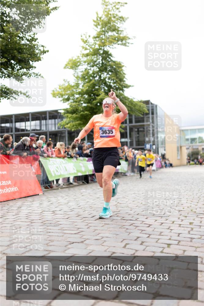 12.06.2026 - Holstenköstenlauf Michael Strokosch http://msf.ph/oto/9749433 12.06.2026 17:57:10 Laufen 3635 meine-sportfotos.de