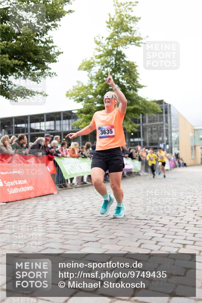 12.06.2026 - Holstenköstenlauf Michael Strokosch http://msf.ph/oto/9749435 12.06.2026 17:57:10 Laufen 3635 meine-sportfotos.de