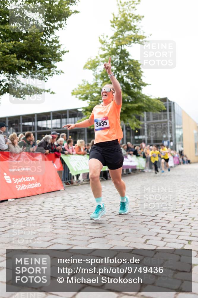 12.06.2026 - Holstenköstenlauf Michael Strokosch http://msf.ph/oto/9749436 12.06.2026 17:57:10 Laufen 3635 meine-sportfotos.de