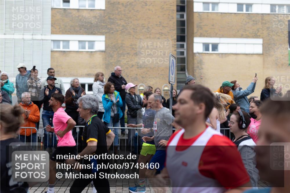 12.06.2026 - Holstenköstenlauf Michael Strokosch http://msf.ph/oto/9749460 12.06.2026 19:01:29 Laufen 2021, 2 meine-sportfotos.de