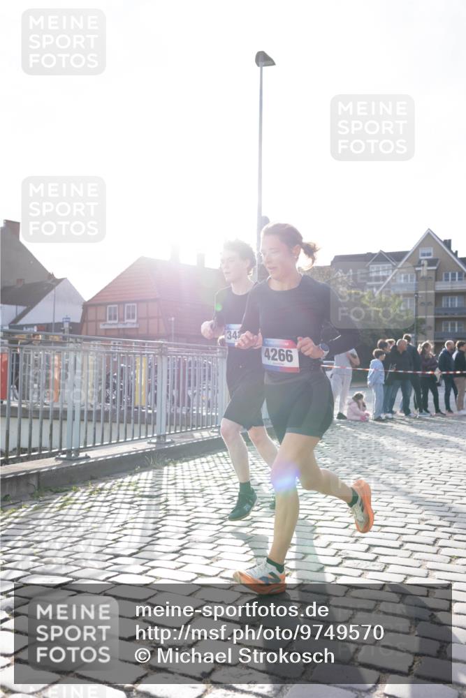 12.06.2026 - Holstenköstenlauf Michael Strokosch http://msf.ph/oto/9749570 12.06.2026 19:50:22 Laufen 347, 4266 meine-sportfotos.de