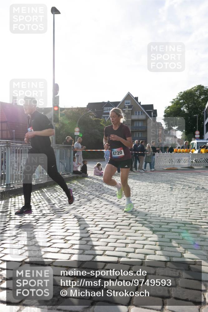 12.06.2026 - Holstenköstenlauf Michael Strokosch http://msf.ph/oto/9749593 12.06.2026 19:50:38 Laufen 4720 meine-sportfotos.de