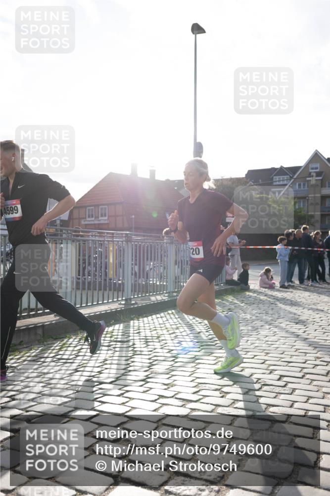 12.06.2026 - Holstenköstenlauf Michael Strokosch http://msf.ph/oto/9749600 12.06.2026 19:50:38 Laufen 4599, 20 meine-sportfotos.de