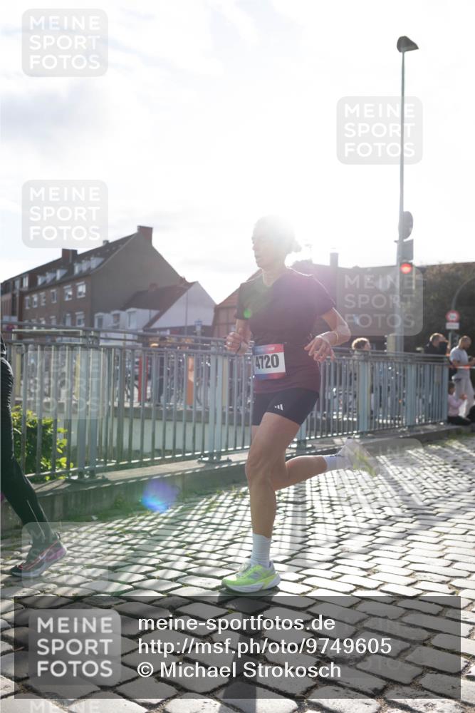 12.06.2026 - Holstenköstenlauf Michael Strokosch http://msf.ph/oto/9749605 12.06.2026 19:50:39 Laufen 4720 meine-sportfotos.de