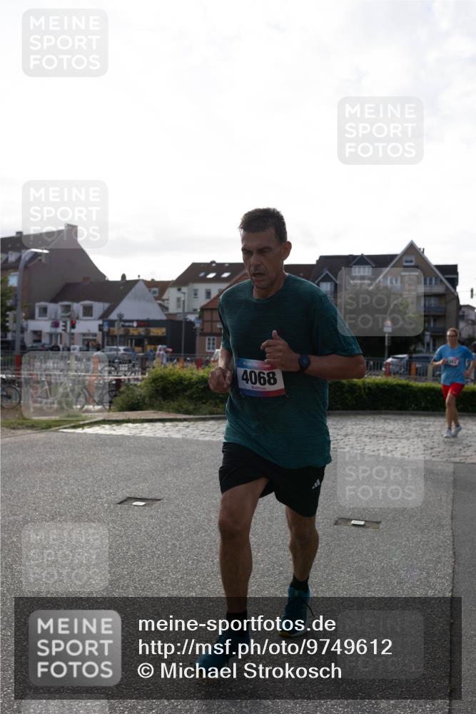 12.06.2026 - Holstenköstenlauf Michael Strokosch http://msf.ph/oto/9749612 12.06.2026 19:51:03 Laufen 4068 meine-sportfotos.de