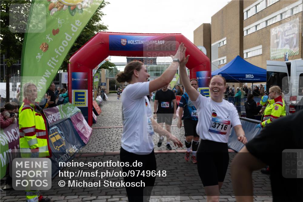 12.06.2026 - Holstenköstenlauf Michael Strokosch http://msf.ph/oto/9749648 12.06.2026 19:54:14 Laufen 3, 58, 3474, 367, 3716, 25, 26 meine-sportfotos.de