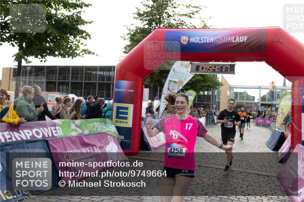 12.06.2026 - Holstenköstenlauf Michael Strokosch http://msf.ph/oto/9749664 12.06.2026 19:54:33 Laufen 10, 54, 17, 17, 4840, 4258 meine-sportfotos.de
