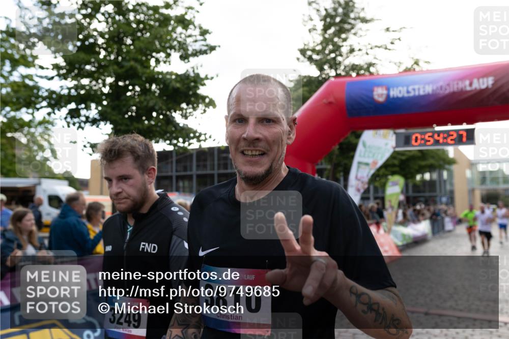 12.06.2026 - Holstenköstenlauf Michael Strokosch http://msf.ph/oto/9749685 12.06.2026 19:54:43 Laufen 36, 3810, 3249, 0, 54, 27 meine-sportfotos.de