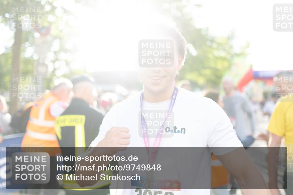 12.06.2026 - Holstenköstenlauf Michael Strokosch http://msf.ph/oto/9749848 12.06.2026 19:57:57 Laufen 36 meine-sportfotos.de
