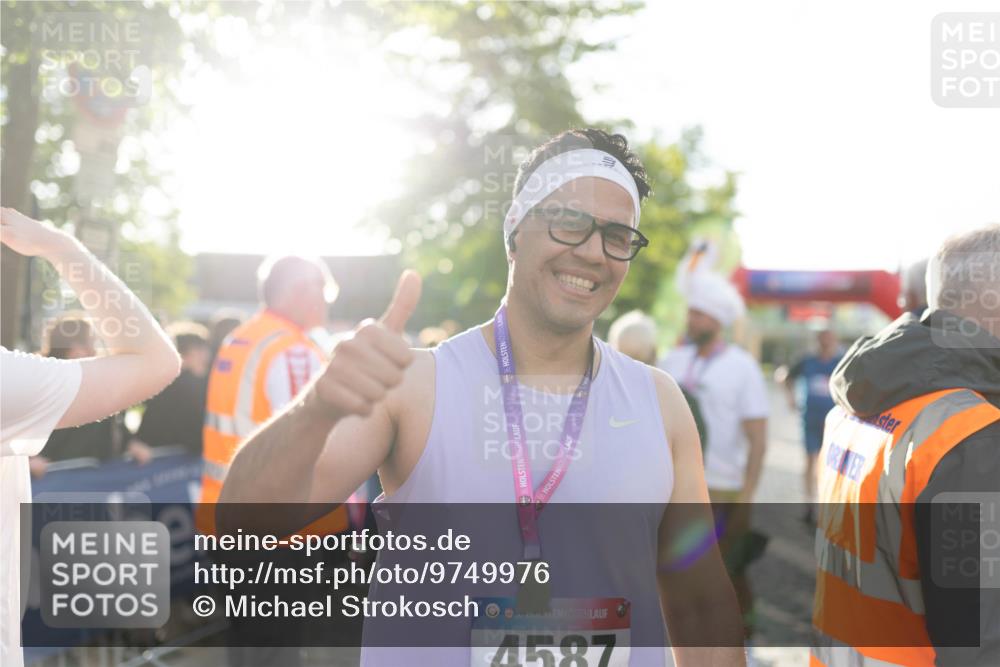 12.06.2026 - Holstenköstenlauf Michael Strokosch http://msf.ph/oto/9749976 12.06.2026 20:00:12 Laufen 4587, 6 meine-sportfotos.de