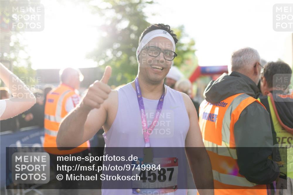12.06.2026 - Holstenköstenlauf Michael Strokosch http://msf.ph/oto/9749984 12.06.2026 20:00:13 Laufen 36, 4587 meine-sportfotos.de