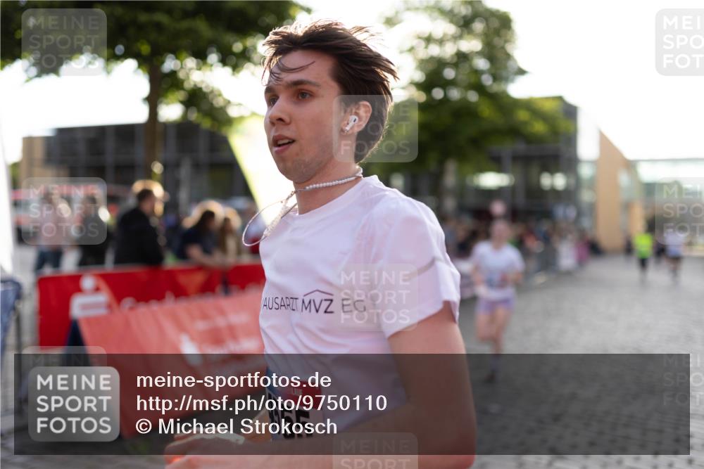 12.06.2026 - Holstenköstenlauf Michael Strokosch http://msf.ph/oto/9750110 12.06.2026 20:04:48 Laufen 55 meine-sportfotos.de