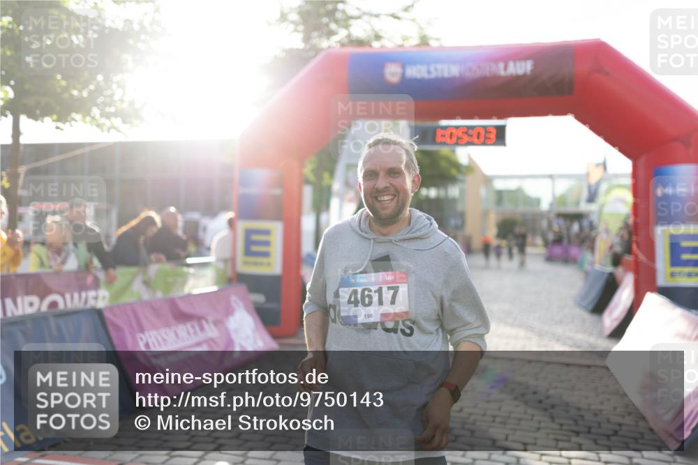 12.06.2026 - Holstenköstenlauf Michael Strokosch http://msf.ph/oto/9750143 12.06.2026 20:05:19 Laufen 1, 05, 093, 36, 4617, 196 meine-sportfotos.de