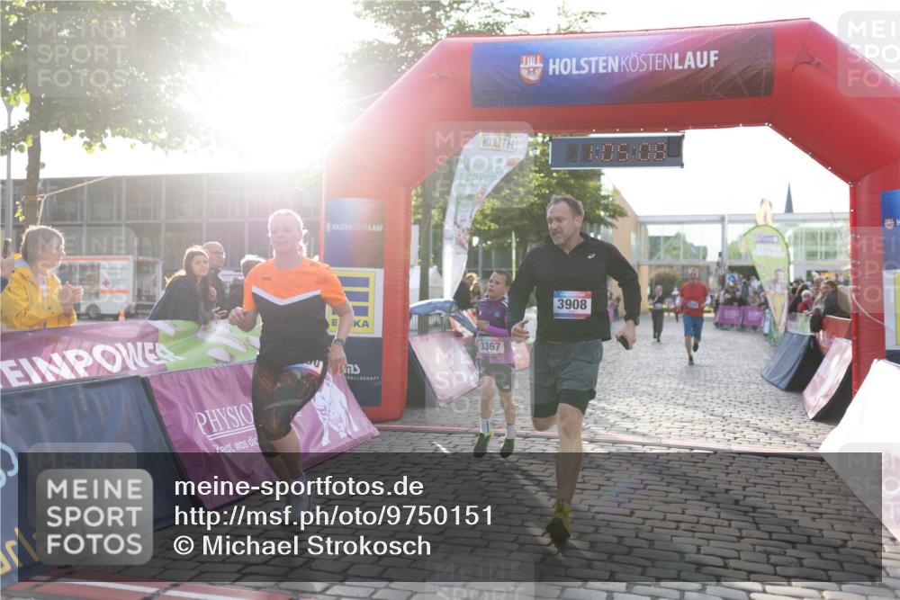 12.06.2026 - Holstenköstenlauf Michael Strokosch http://msf.ph/oto/9750151 12.06.2026 20:05:24 Laufen 1, 09, 08, 3367, 3908 meine-sportfotos.de