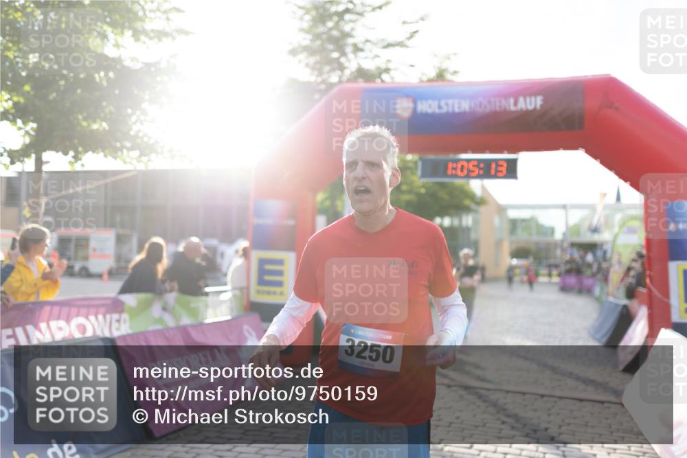 12.06.2026 - Holstenköstenlauf Michael Strokosch http://msf.ph/oto/9750159 12.06.2026 20:05:29 Laufen 3250, 1, 05, 13 meine-sportfotos.de