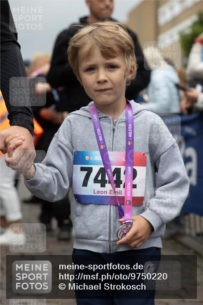12.06.2026 - Holstenköstenlauf Michael Strokosch http://msf.ph/oto/9750220 12.06.2026 15:03:02 Laufen 36, 36, 7442, 36, 36 meine-sportfotos.de