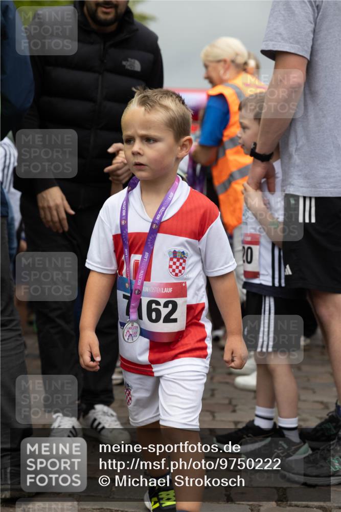 12.06.2026 - Holstenköstenlauf Michael Strokosch http://msf.ph/oto/9750222 12.06.2026 15:03:15 Laufen 36, 7162, 36, 20 meine-sportfotos.de
