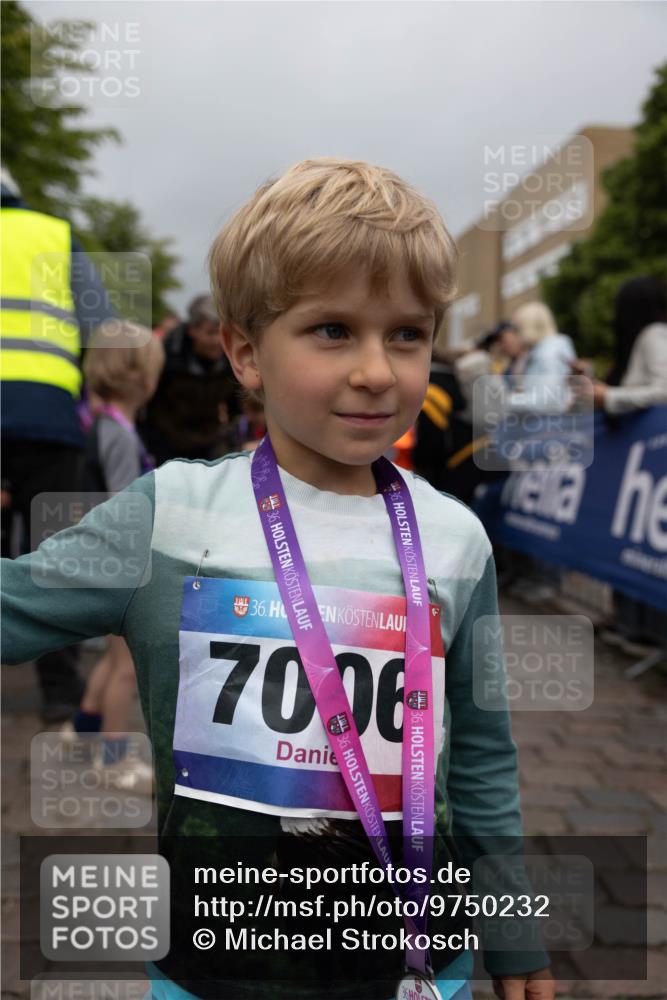 12.06.2026 - Holstenköstenlauf Michael Strokosch http://msf.ph/oto/9750232 12.06.2026 15:03:26 Laufen 36, 36, 36, 7006, 36, 36, 279 meine-sportfotos.de