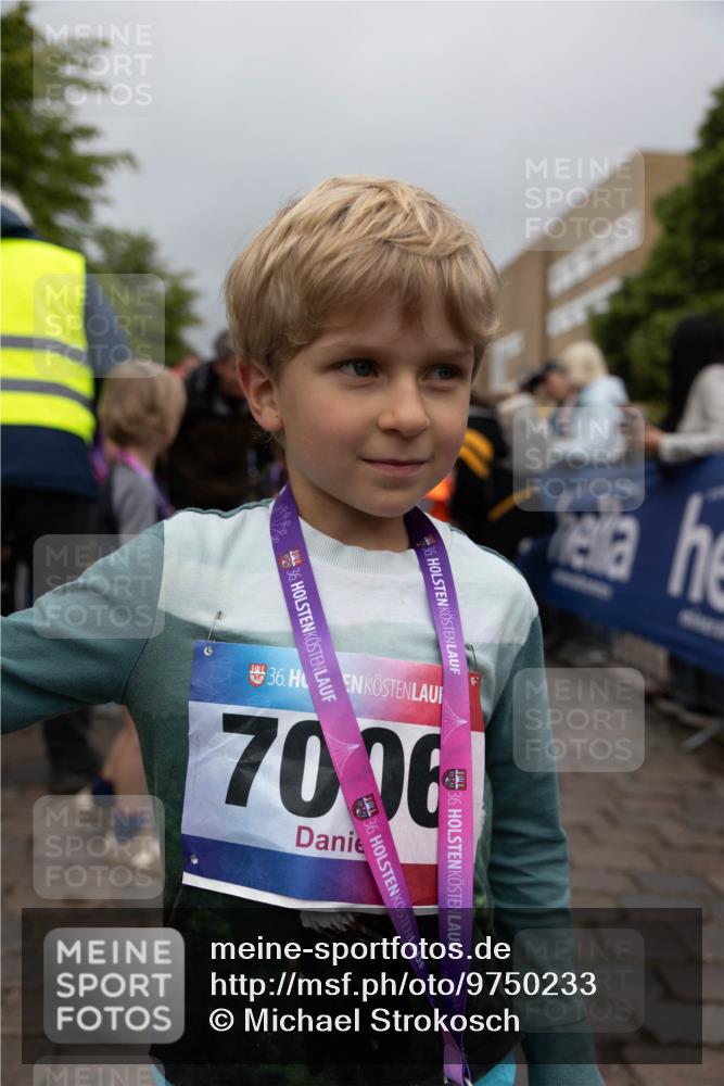 12.06.2026 - Holstenköstenlauf Michael Strokosch http://msf.ph/oto/9750233 12.06.2026 15:03:26 Laufen 36, 36, 36, 70, 06, 36, 36 meine-sportfotos.de