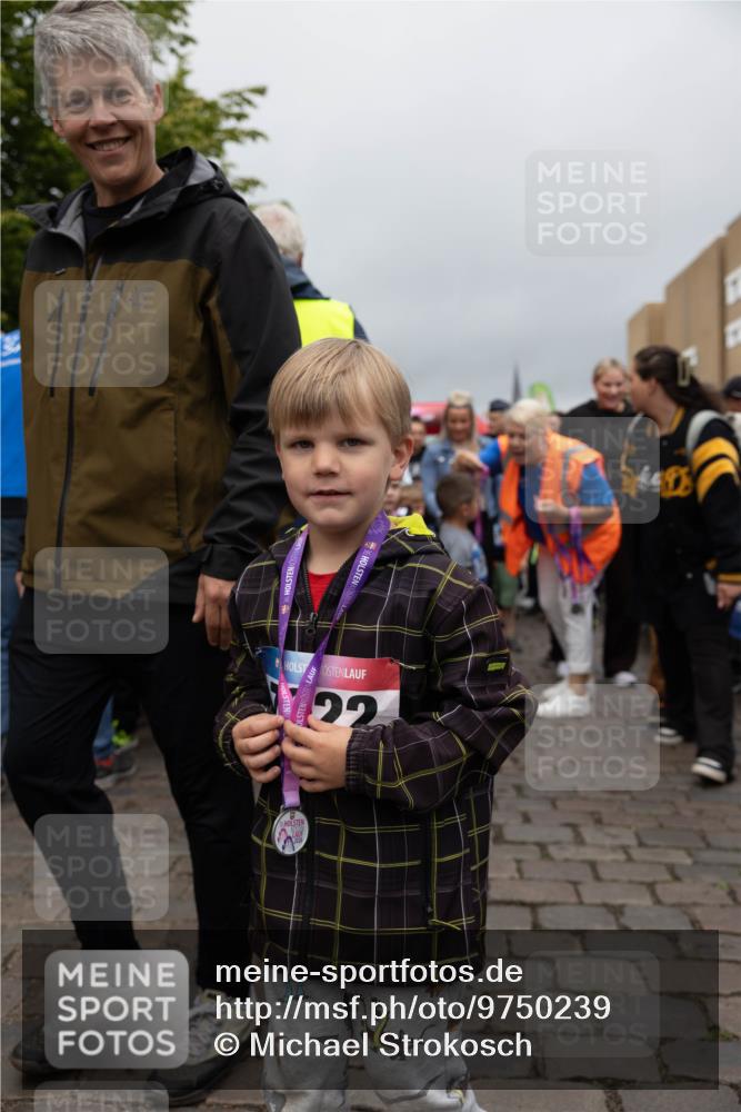 12.06.2026 - Holstenköstenlauf Michael Strokosch http://msf.ph/oto/9750239 12.06.2026 15:03:30 Laufen 22, 36 meine-sportfotos.de