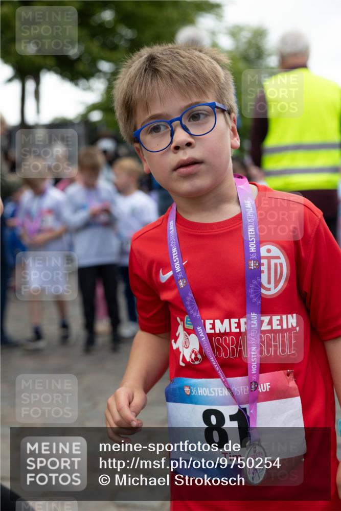 12.06.2026 - Holstenköstenlauf Michael Strokosch http://msf.ph/oto/9750254 12.06.2026 15:38:02 Laufen 36, 36, 36, 81, 36, 2026 meine-sportfotos.de