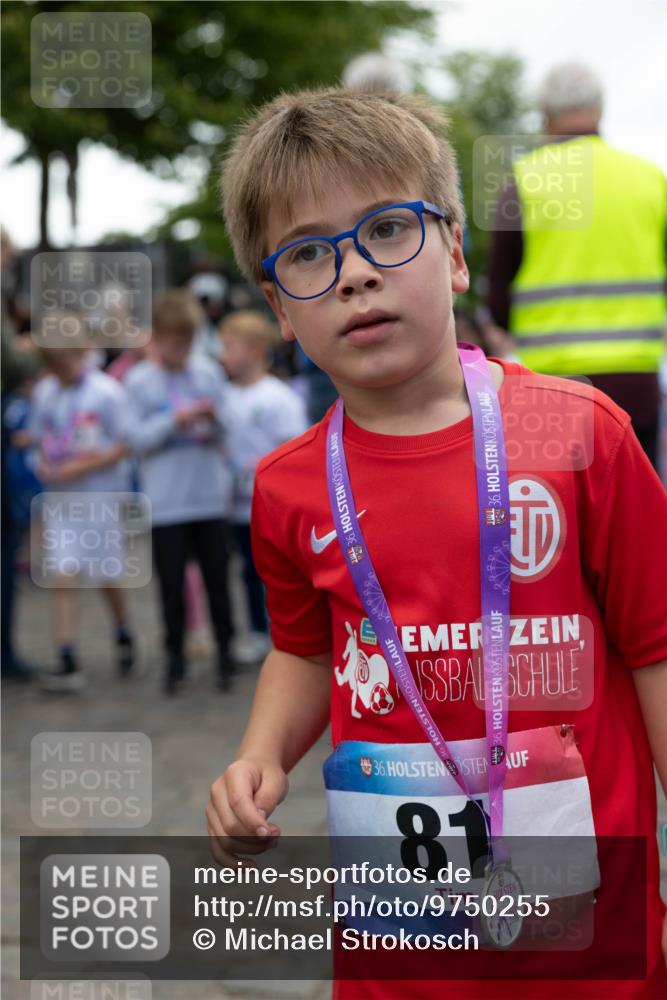 12.06.2026 - Holstenköstenlauf Michael Strokosch http://msf.ph/oto/9750255 12.06.2026 15:38:02 Laufen 36, 36, 36, 81, 36, 36 meine-sportfotos.de