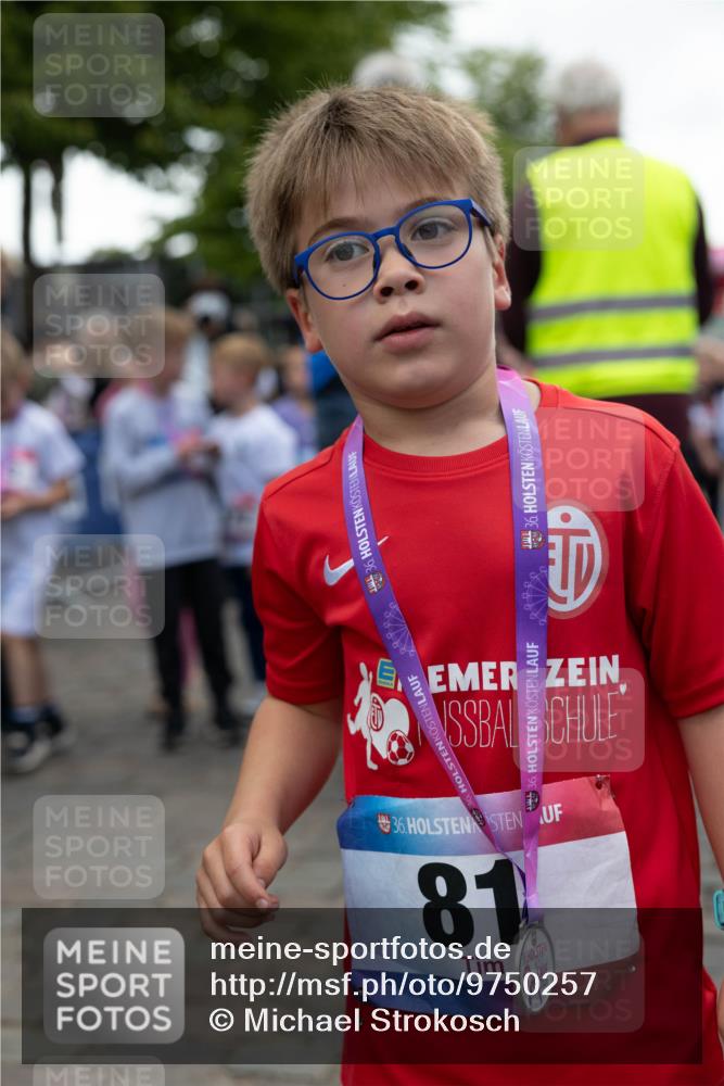 12.06.2026 - Holstenköstenlauf Michael Strokosch http://msf.ph/oto/9750257 12.06.2026 15:38:03 Laufen 36, 36, 36, 36, 36, 81 meine-sportfotos.de